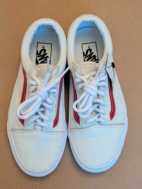 Vans White Leather Sneaker - Womens size 7, SUPER CLEAN!